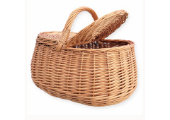 Wicker picnic basket