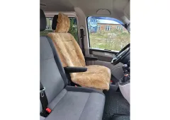 Exkluzivní sedák do auta z ovčí kožešiny